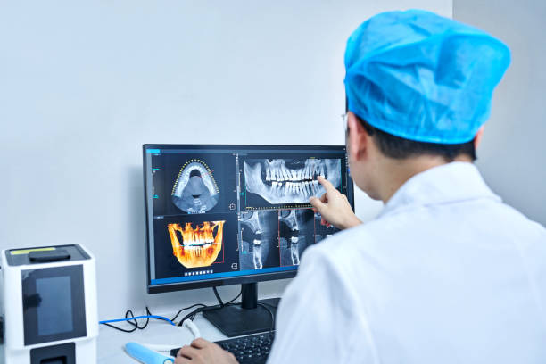 Best Emergency Tooth Extraction in Mccullom Lake, IL